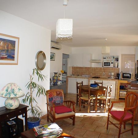 GITE , Maison de vacances avec extérieur et terrasse fleurie Santa-Lucia-di-Tallano Extérieur photo