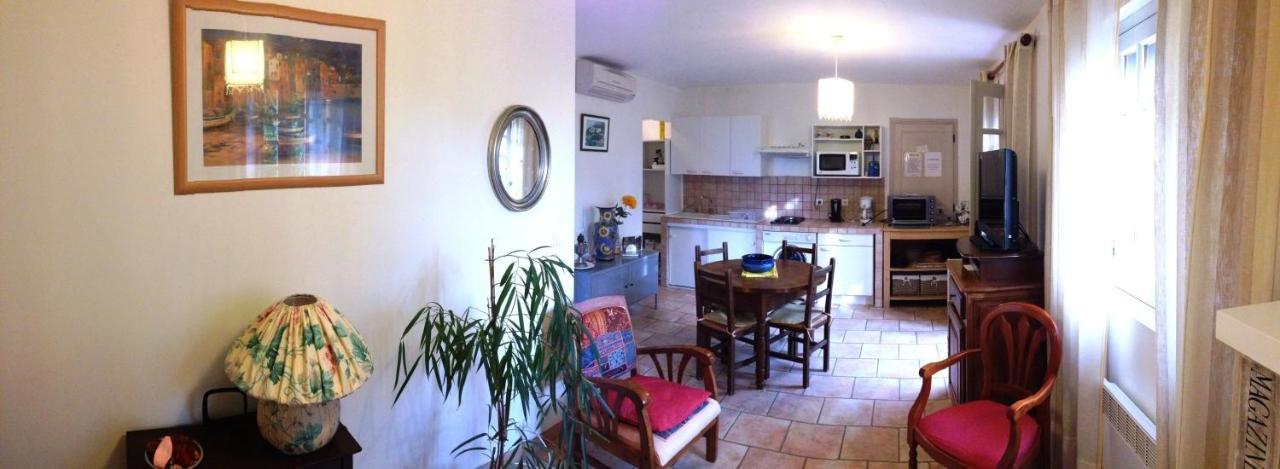 GITE , Maison de vacances avec extérieur et terrasse fleurie Santa-Lucia-di-Tallano Extérieur photo